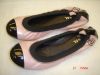 10c0702 Channel leather flattie in pink